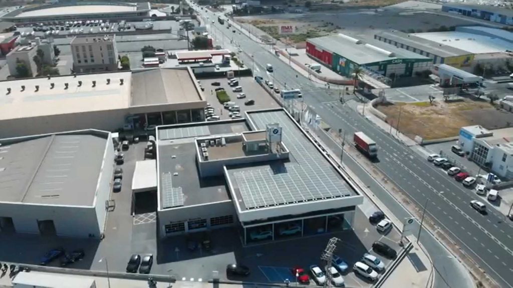 Benigar instala paneles solares en sus instalaciones de Fersán y Móvil Begar